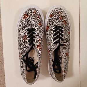 geometric vans